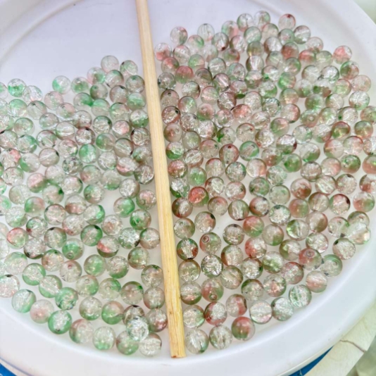 Wholesale UV Color-Changing 8mm Crackle Glass Beads | Factory Direct Bulk Prices | DaYiwu