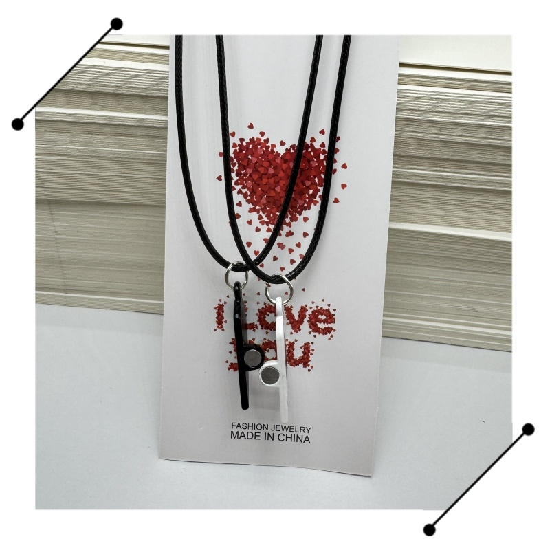 Wholesale Magnetic Alloy Heart Swan Necklaces | Bulk Manufacturer Direct Pricing | DaYiwu