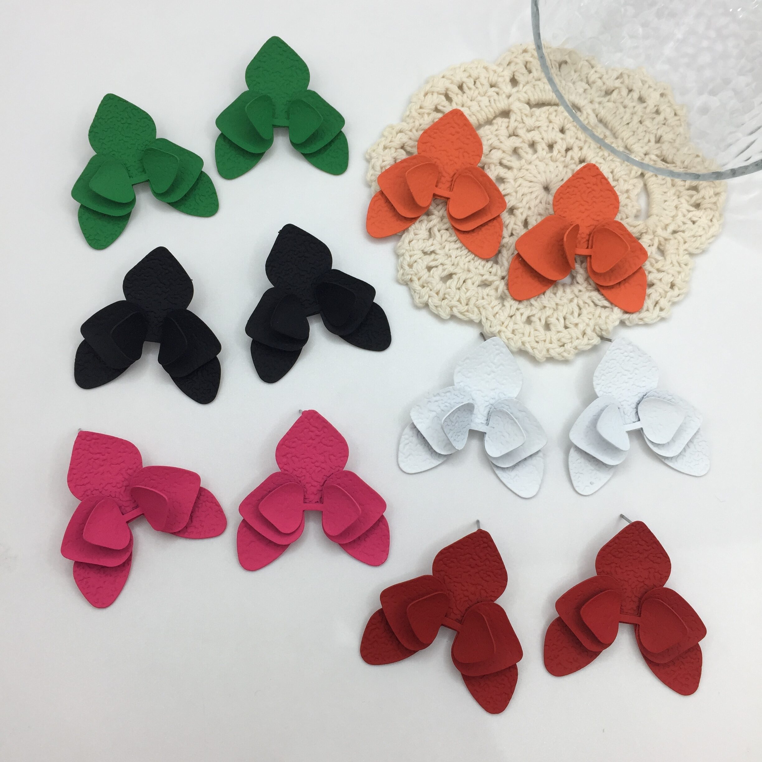 Wholesale Colorful Spray Paint Iron Earrings Fashion Accessories - Detail 1