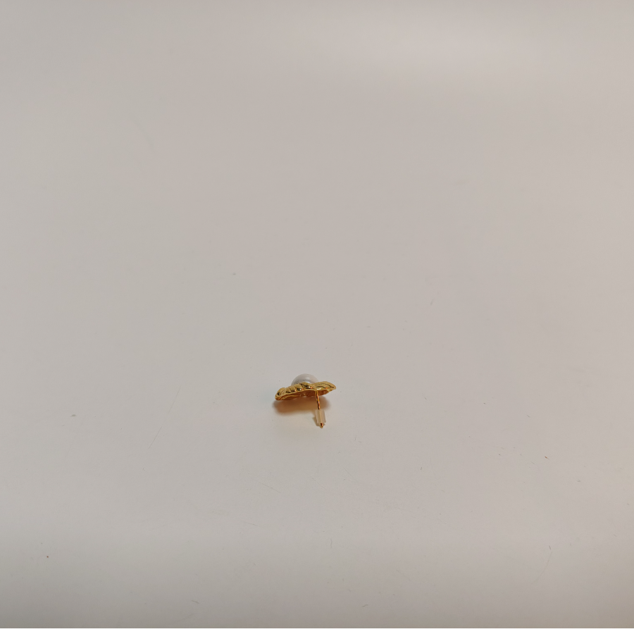 Baroque Pearl Earrings Vintage Hollow Circle Design