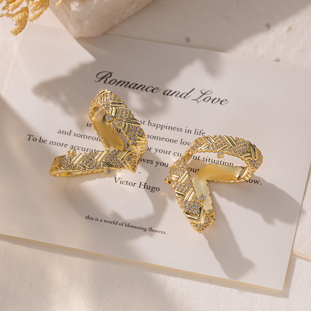 Wholesale V-Shape Cubic Zirconia Ear Clips | Luxury Textured Earrings for Women | Bulk Manufacturer