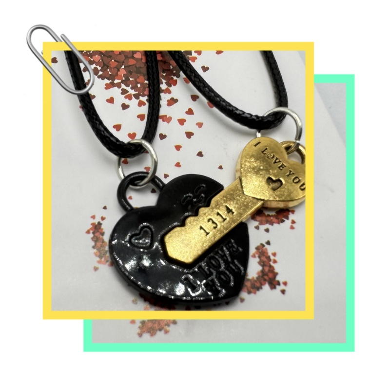 Wholesale Magnetic Alloy Key-Shaped Couple Necklaces | Bulk Manufacturer Direct | DaYiwu