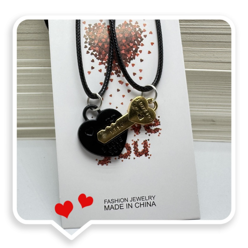 Wholesale Magnetic Alloy Key-Shaped Couple Necklaces | Bulk Manufacturer Direct | DaYiwu