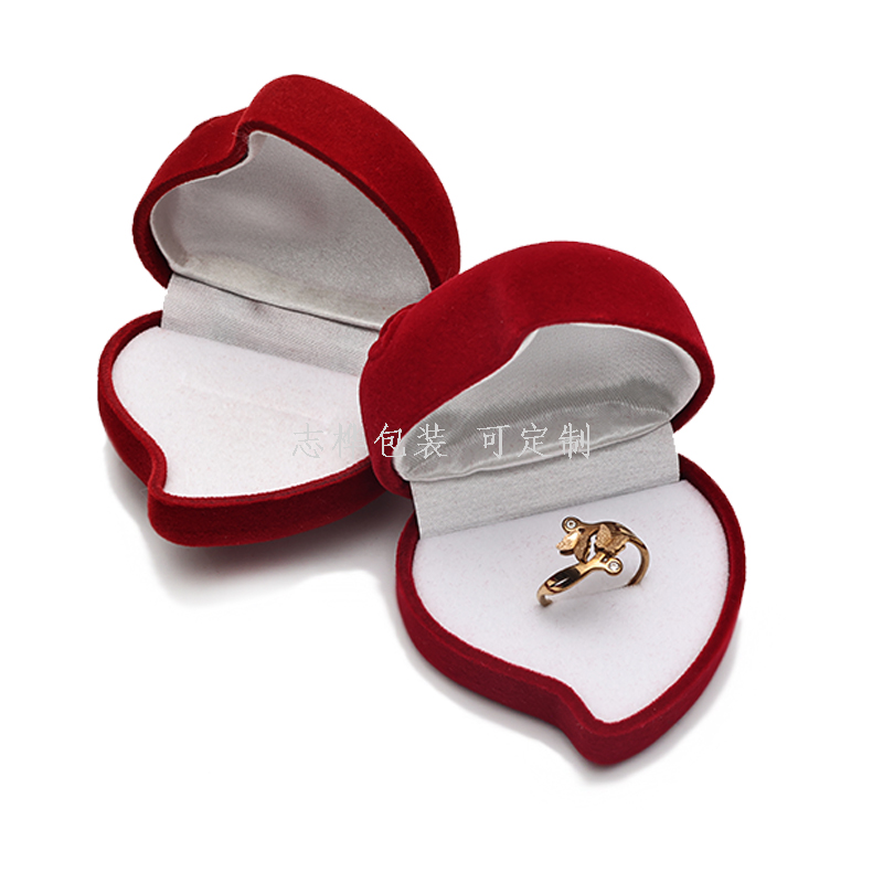 Velvet Heart Ring Boxes for Jewelry Stores