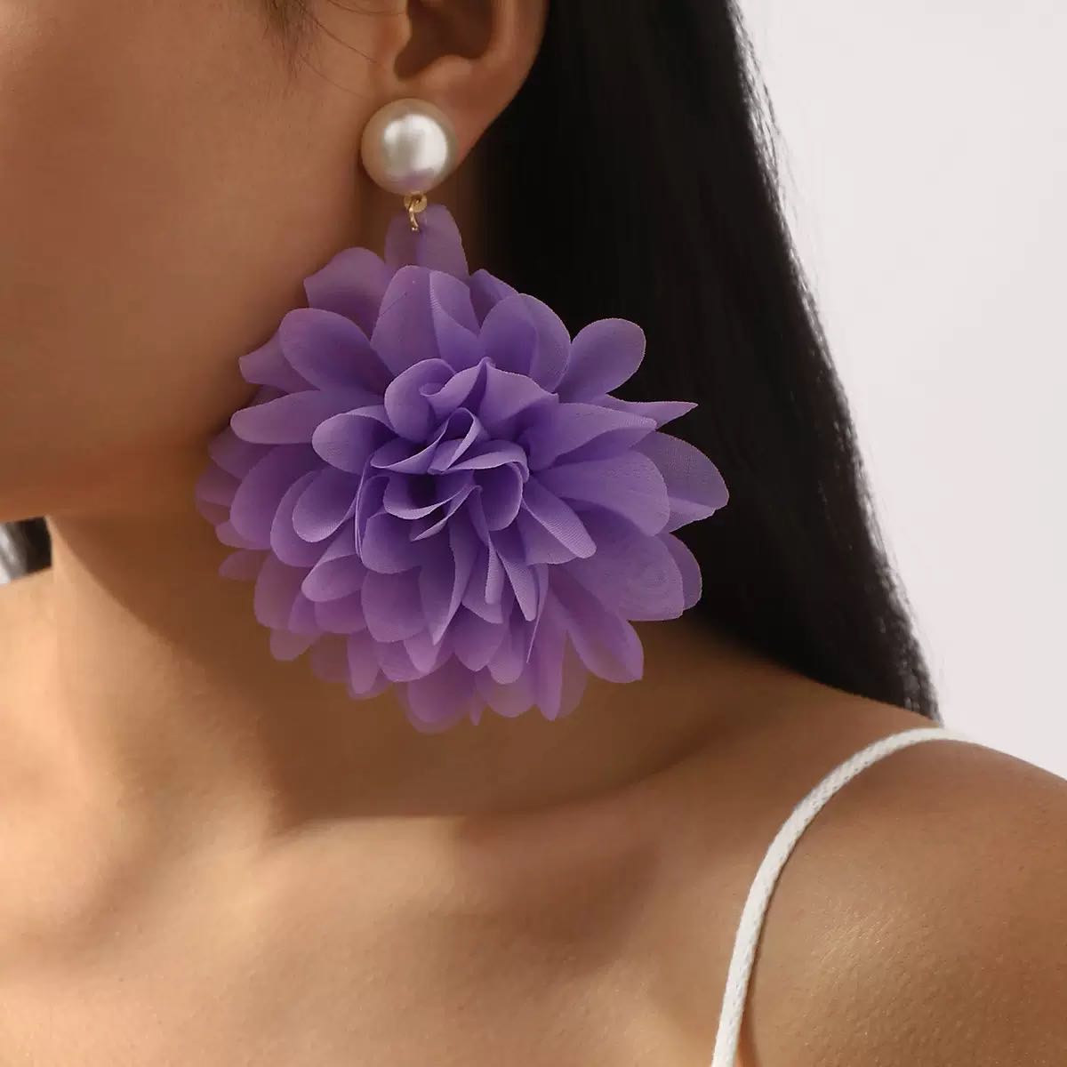 Exaggerated Pearl Flower Earrings Dopamine Fashion